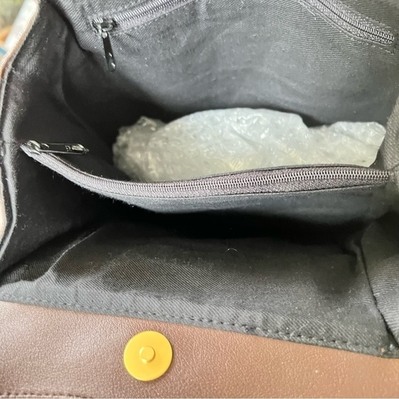 70’s STONE MOUNTAIN SADDLE RIVER BROWN LEATHER CROSSBODY NWT - Picture 5 of 7